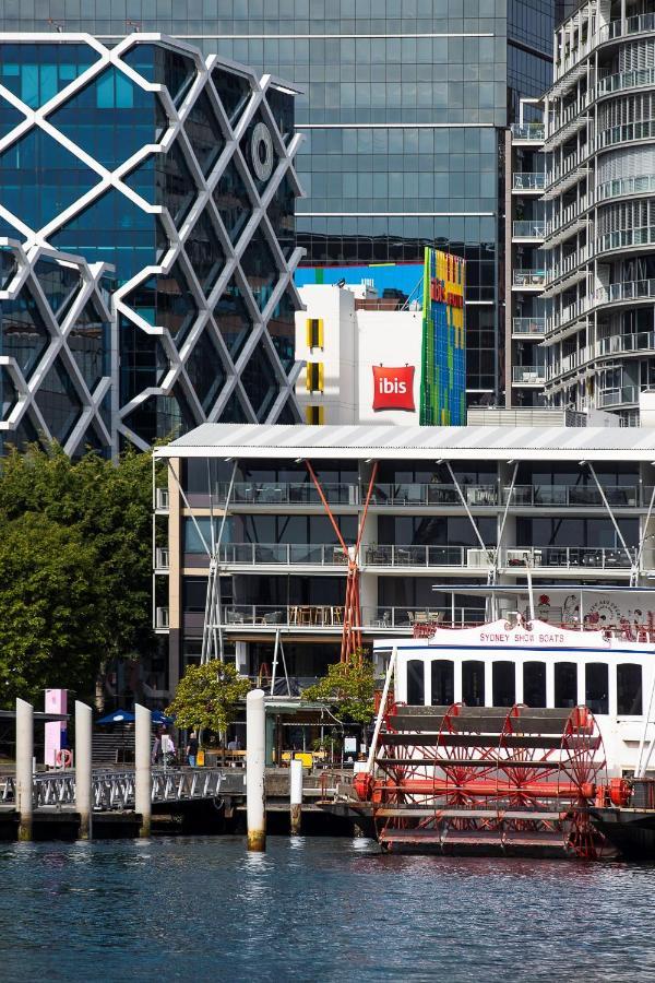 Ibis Sydney Barangaroo Hotel Екстериор снимка