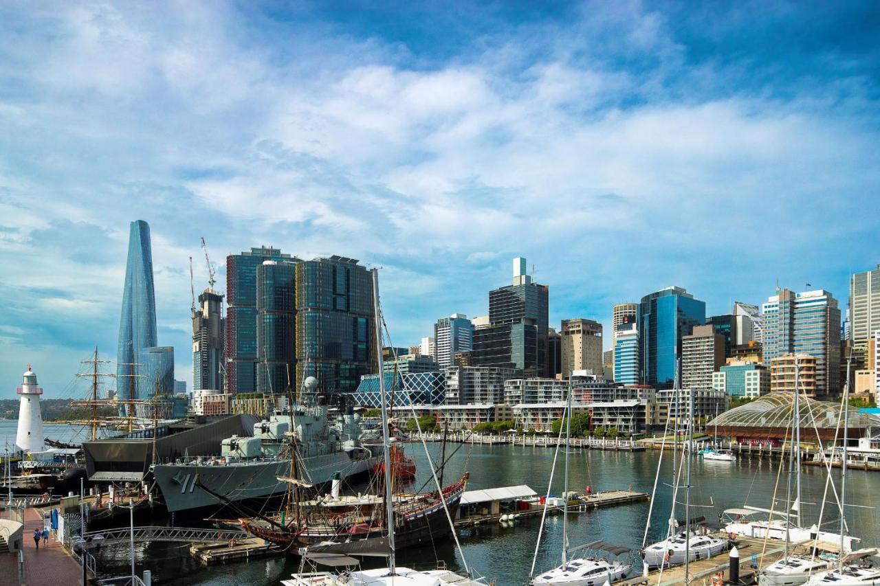 Ibis Sydney Barangaroo Hotel Екстериор снимка