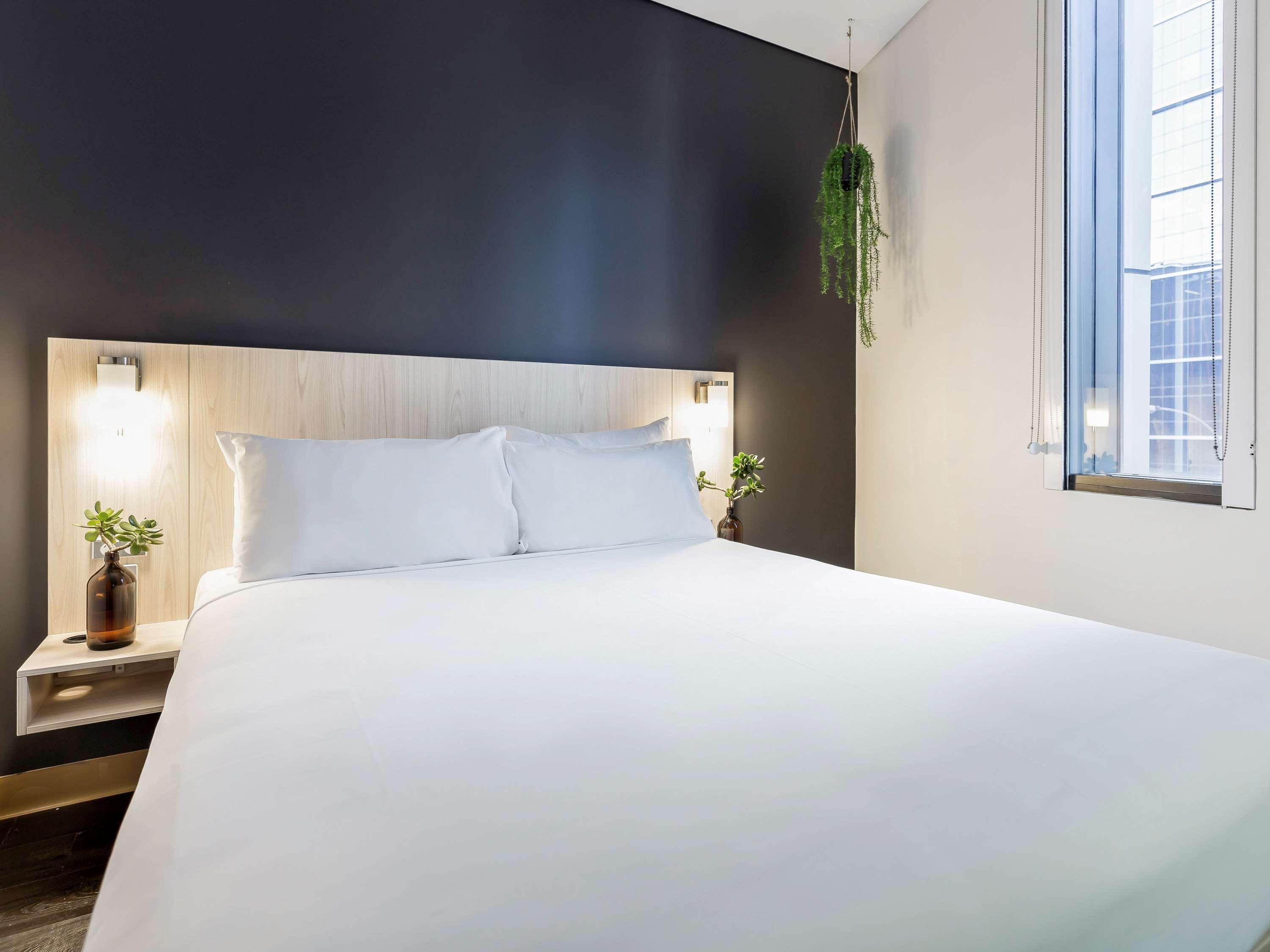 Ibis Sydney Barangaroo Hotel Екстериор снимка