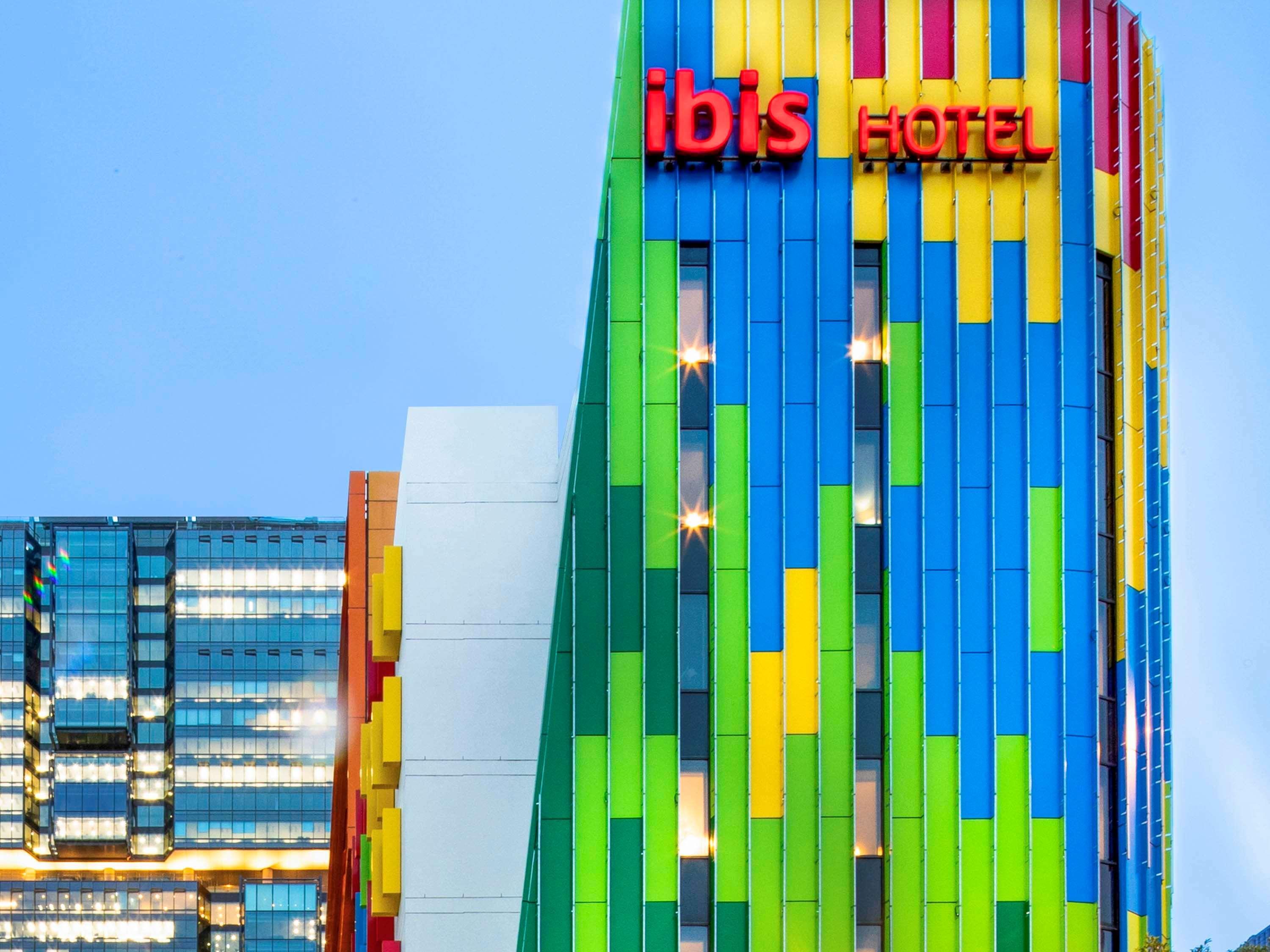 Ibis Sydney Barangaroo Hotel Екстериор снимка