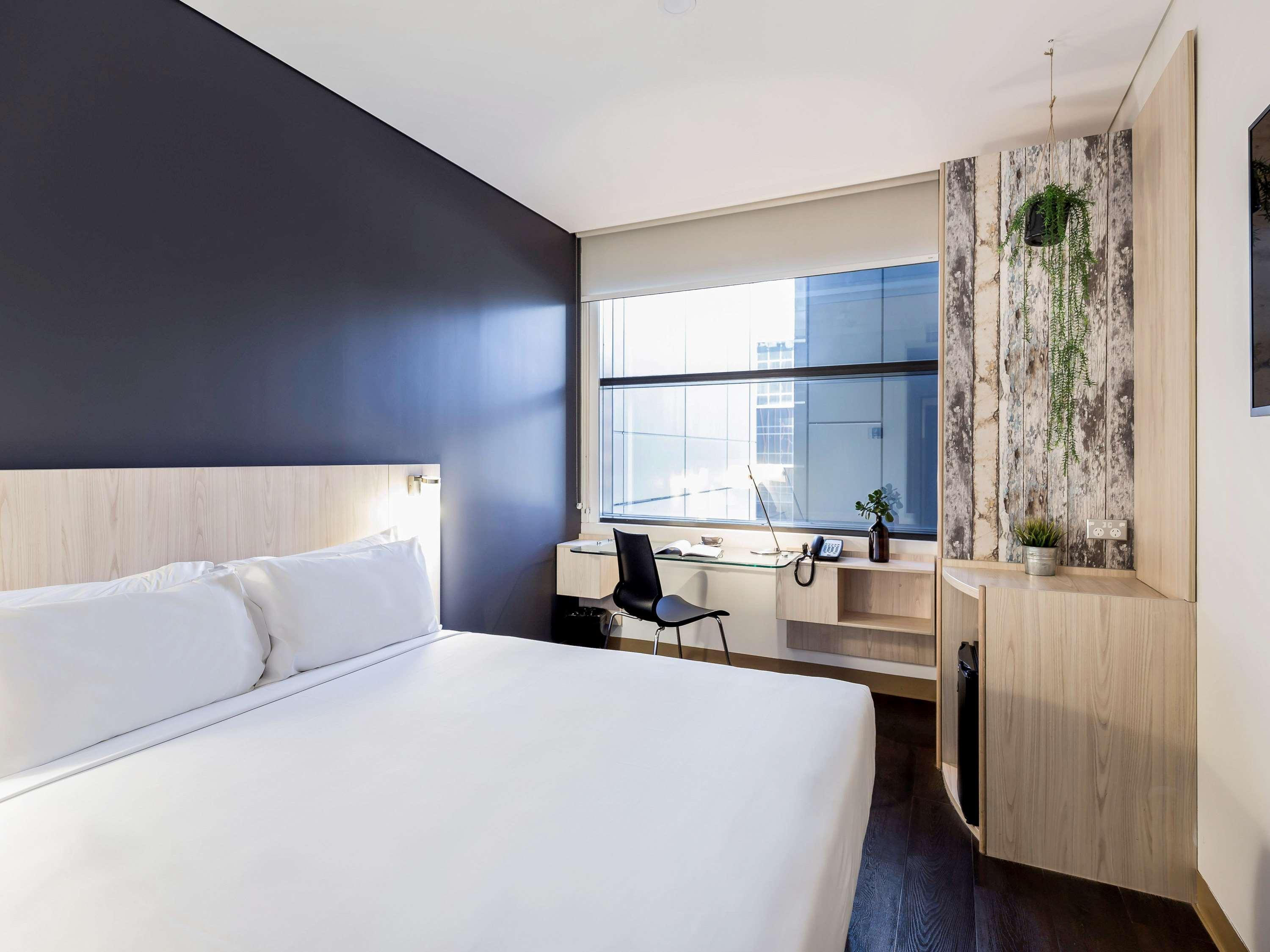 Ibis Sydney Barangaroo Hotel Екстериор снимка
