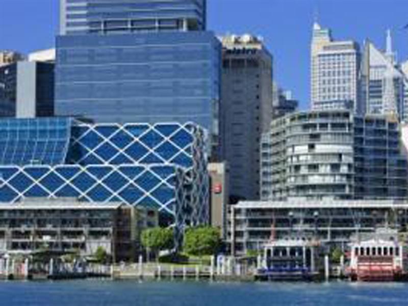 Ibis Sydney Barangaroo Hotel Екстериор снимка