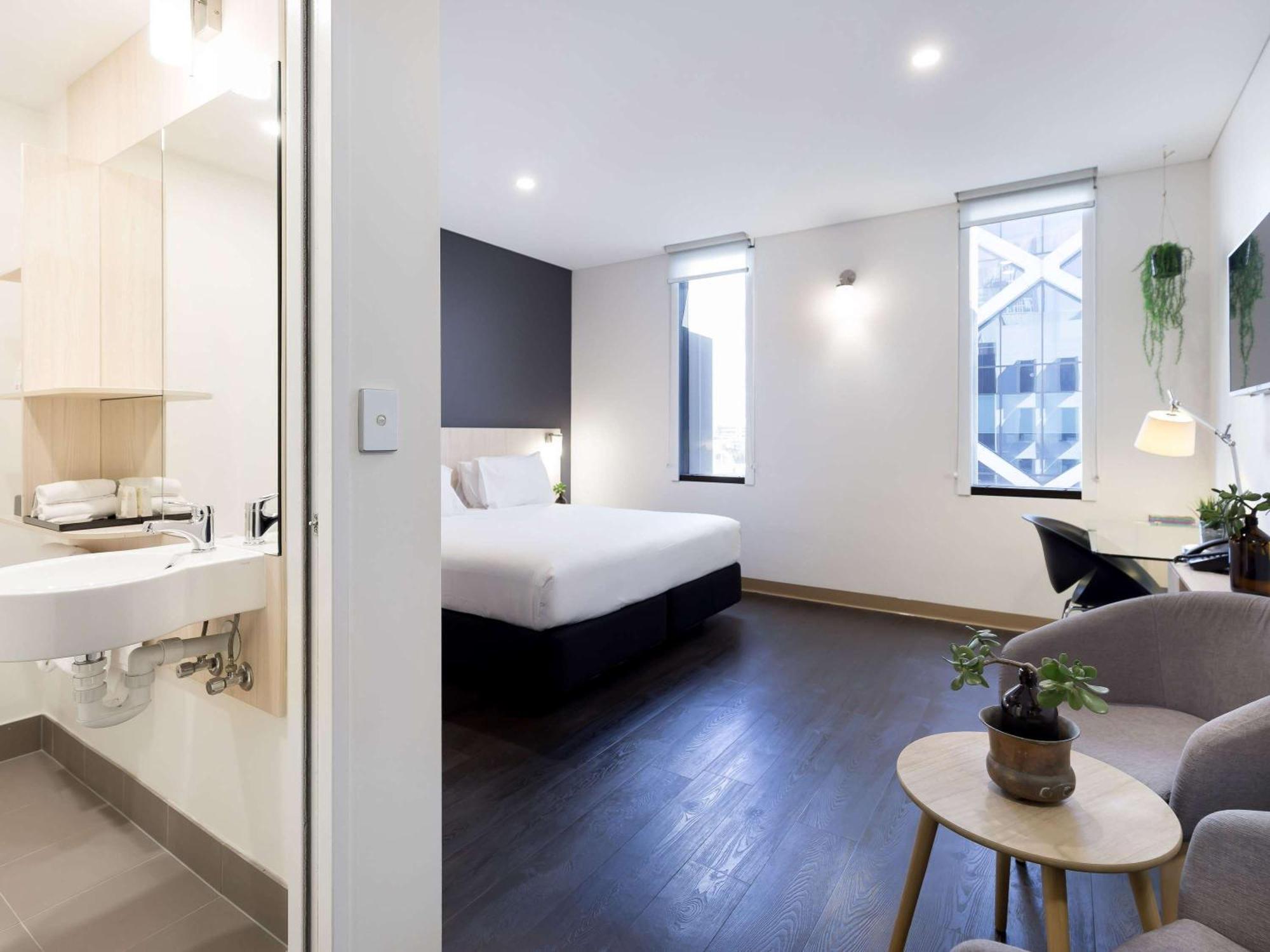 Ibis Sydney Barangaroo Hotel Екстериор снимка