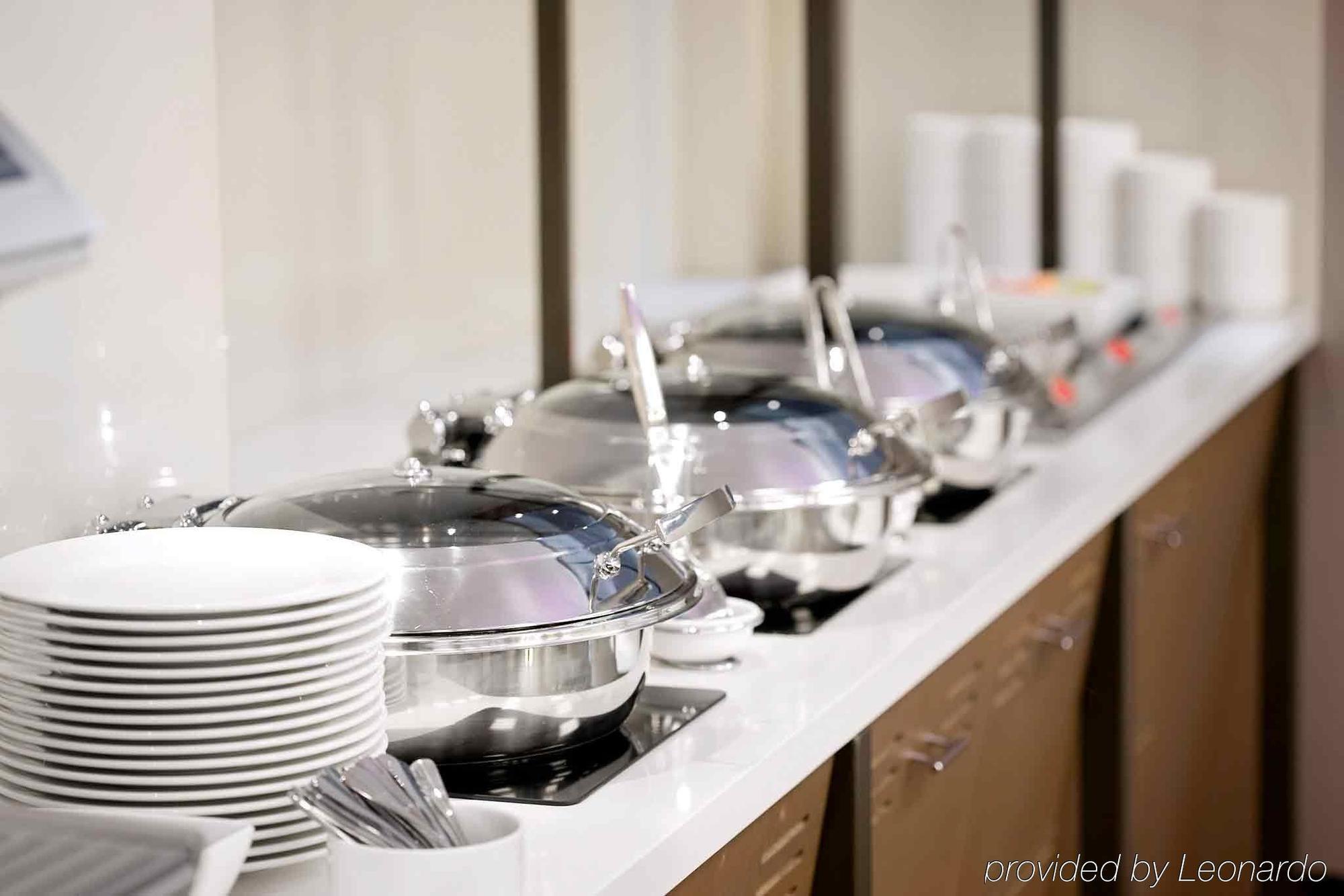 Ibis Sydney Barangaroo Hotel Екстериор снимка