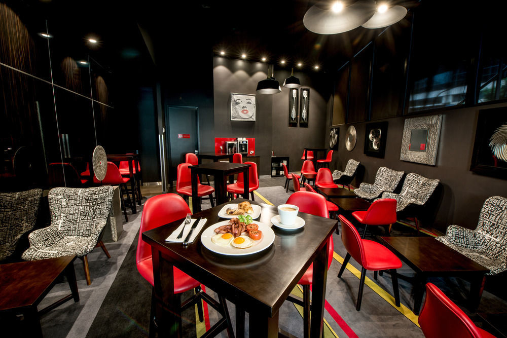 Ibis Sydney Barangaroo Hotel Екстериор снимка