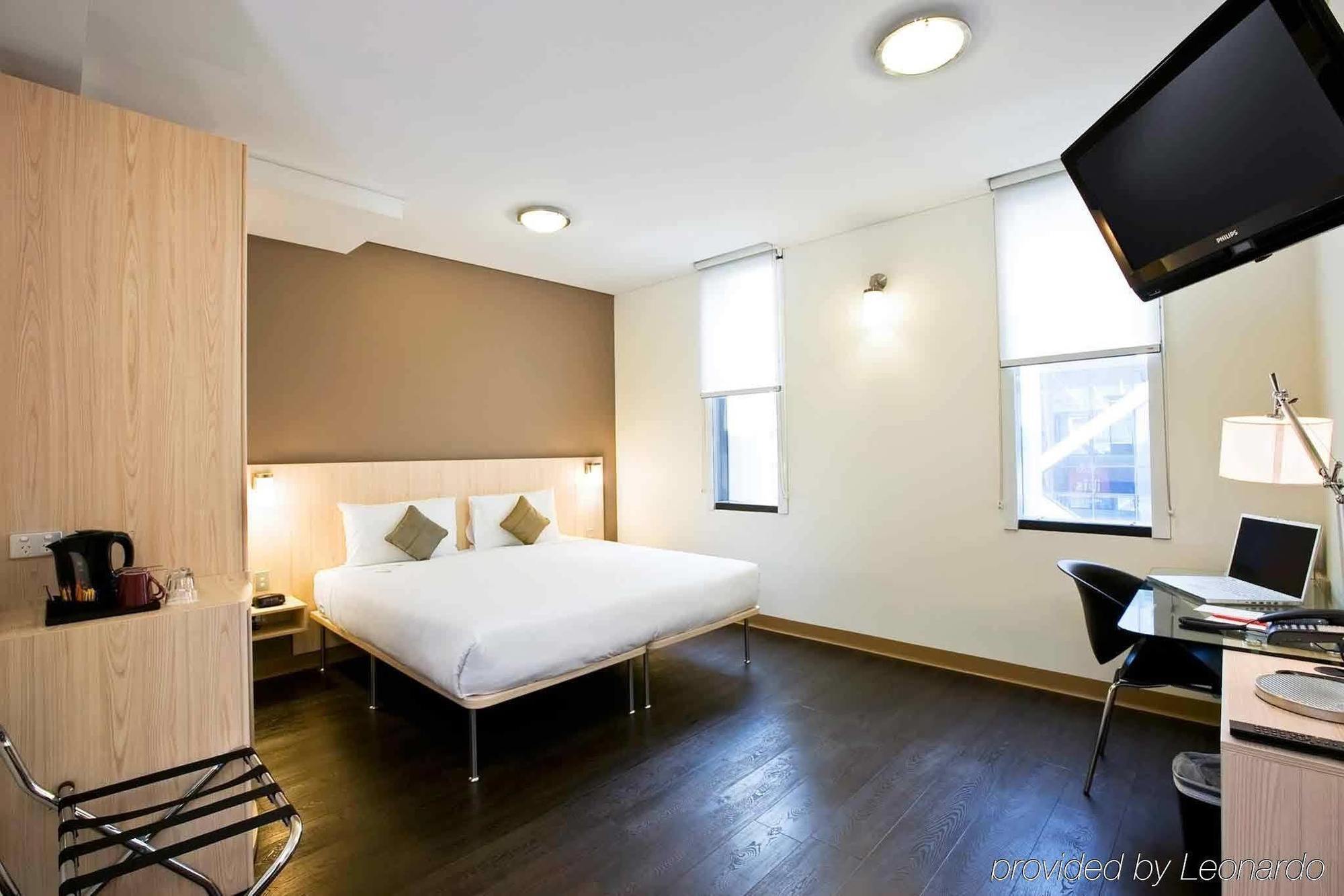 Ibis Sydney Barangaroo Hotel Екстериор снимка